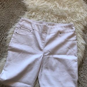 Ruby Rd. Jeans - Crisp white Jeggings by Ruby Rd. Size 16 Ruby Rd. Jeans - Crisp white Jeggings by Ruby Rd. Size 16